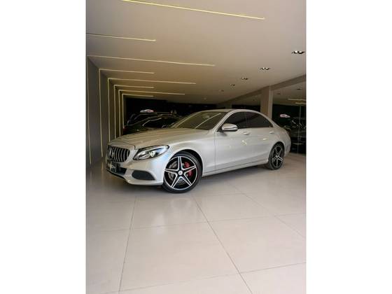 MERCEDES-BENZ C 180 1.6 CGI AVANTGARDE 16V TURBO GASOLINA 4P AUTOMÁTICO MERCEDES-BENZ C 180 1.6 CGI AVANTGARDE 16V TURBO GASOLINA 4P AUTOMÁTICO